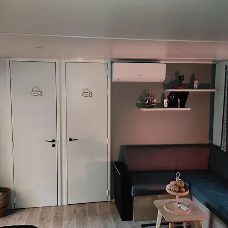 Campsite Lesmobilhomesduferret - Les Embruns - Mobil-homes De Particuliers, Funpass Activites Non Inclus