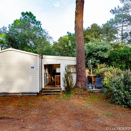 Lesmobilhomesduferret - Les Embruns - Mobil-homes De Particuliers, Funpass Activites Non Inclus Campsite
