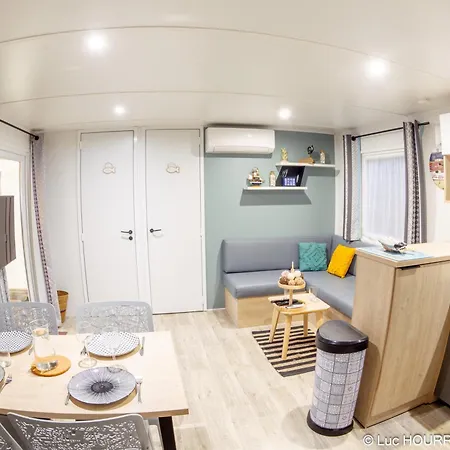 Campsite Lesmobilhomesduferret - Les Embruns - Mobil-homes De Particuliers, Funpass Activites Non Inclus Lege-Cap-Ferret